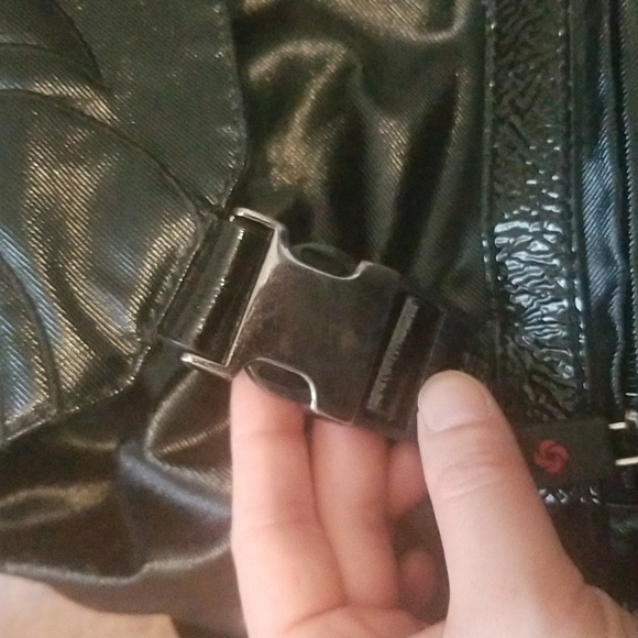 SOLD Samsonite RED Label Backpack - Picture 3 of 7